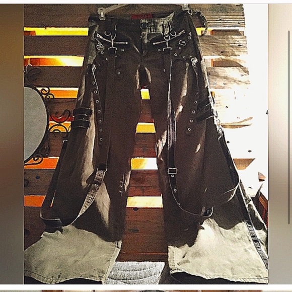 ISO - Picture 9 of 9